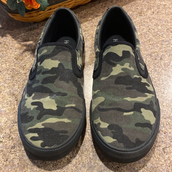 Hurley Kayo Slip on Sneaker Shoe Camo and Black 11 M - Picture 3 of 17